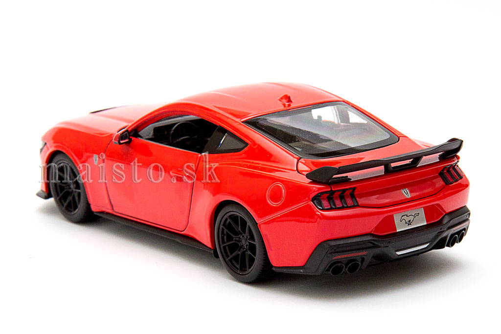 Ford Mustang Dark Horse met red