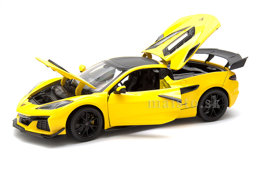 Corvette ZR1 Coupe met.yellow